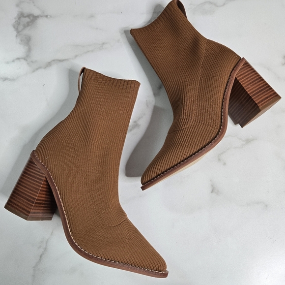 STEVEN by Steve Madden Nixie Brown Sock Size 8 NEW - Picture 7 of 7